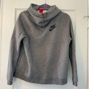NIKE • Cowell Neck Hoodie